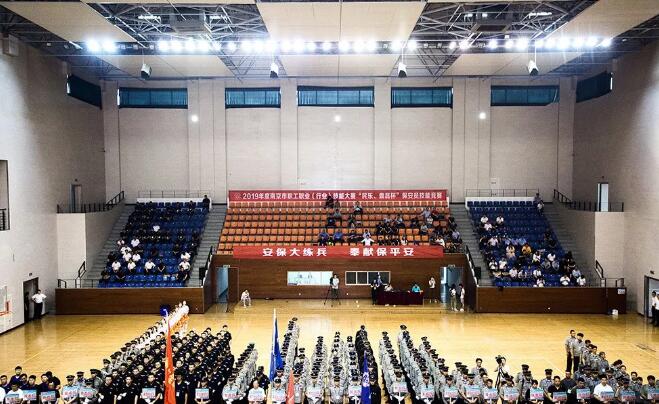 安保大練兵,奉獻保平安 安保大練兵,奉獻保平安