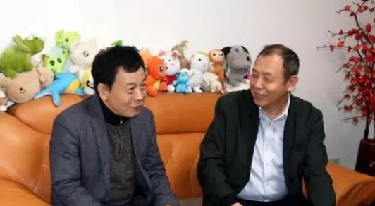 泉州市保安協(xié)會(huì ),慰問(wèn)患病保安員 泉州市保安協(xié)會(huì ),慰問(wèn)患病保安員